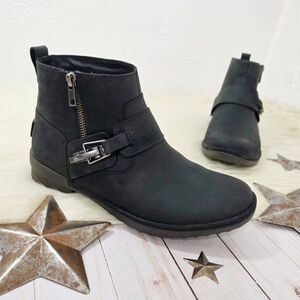 UGG Cheyne Black Waterproof Leather Wool Lined Ankle Boots Booties women's sz 8